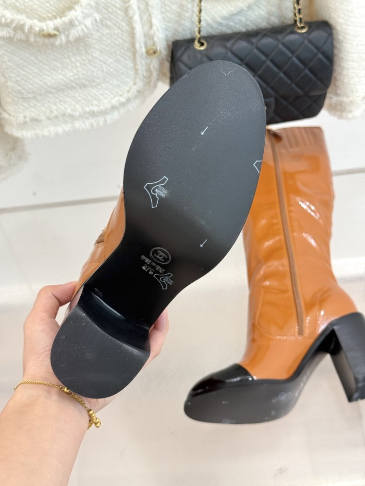 Сапоги женские фото 9