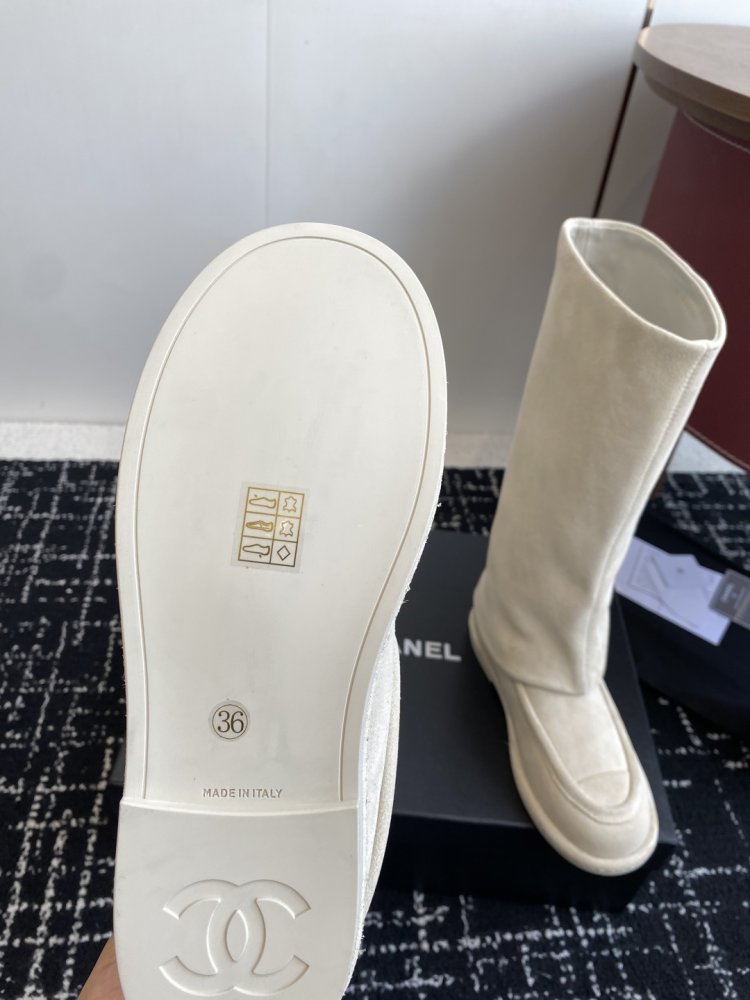 Сапоги женские фото 9