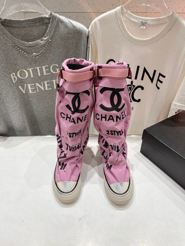 Чоботи жіночі фото 9