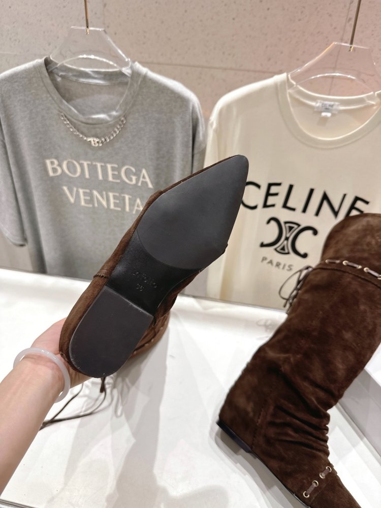 Сапоги женские фото 9