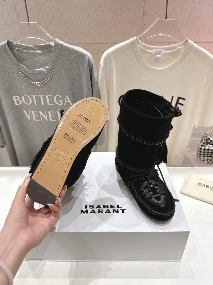 Сапоги женские фото 9