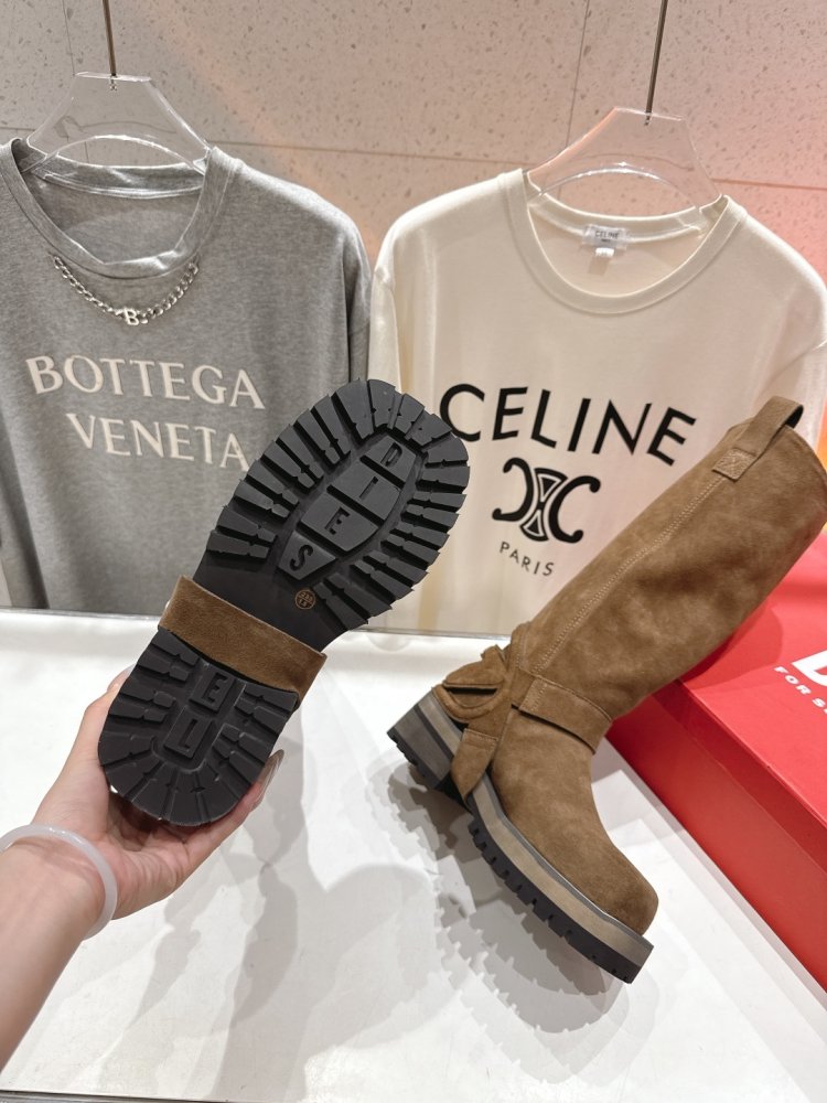 Чоботи жіночі фото 9