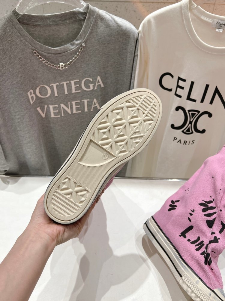 Сапоги женские фото 9