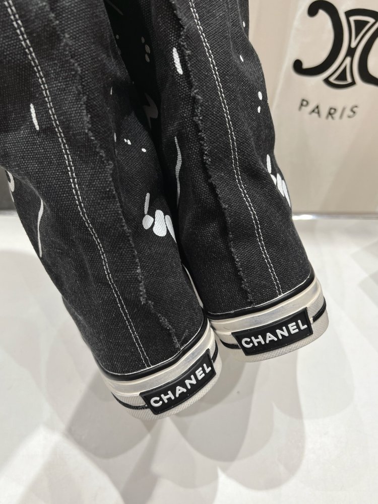 Boots women's фото 9