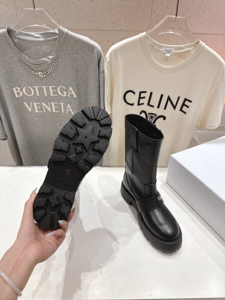 Чоботи жіночі фото 9