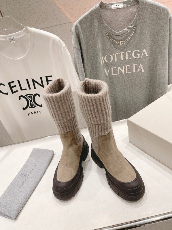 Boots women's фото 9