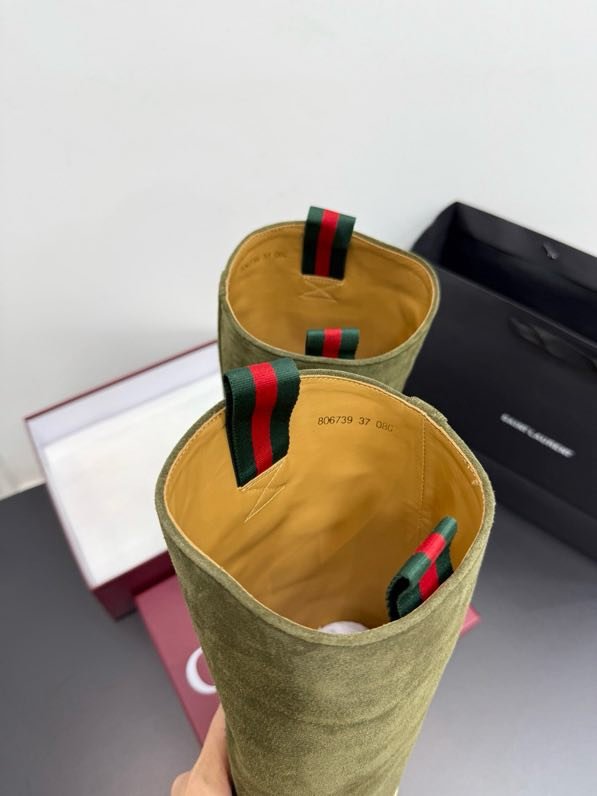 Чоботи жіночі фото 9