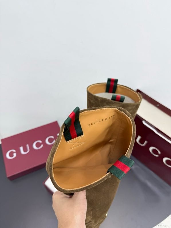 Сапоги женские фото 9