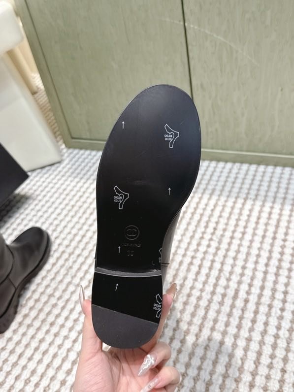 Сапоги женские фото 9