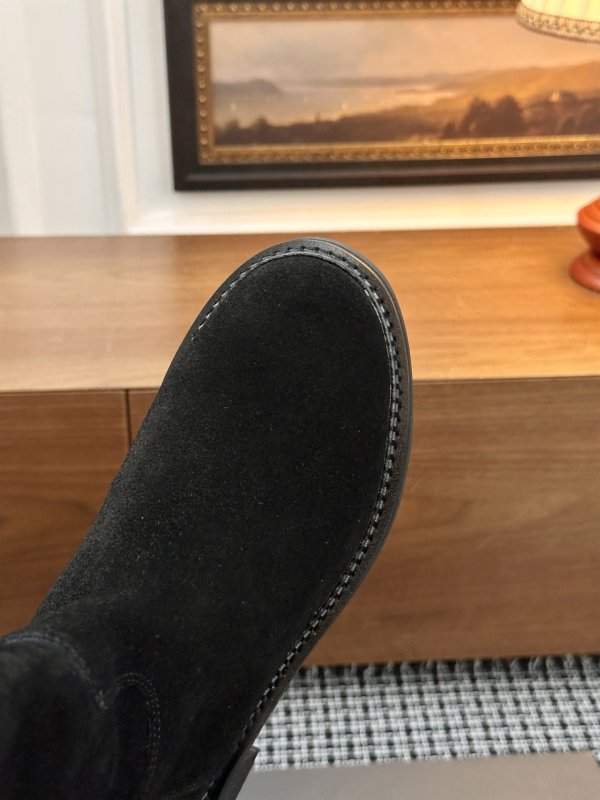 Сапоги женские фото 9
