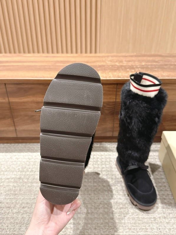 Сапоги зимние на меху женские фото 3