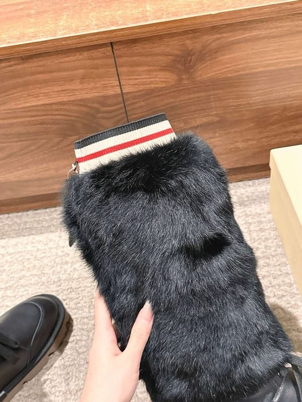 Сапоги зимние на меху женские фото 5