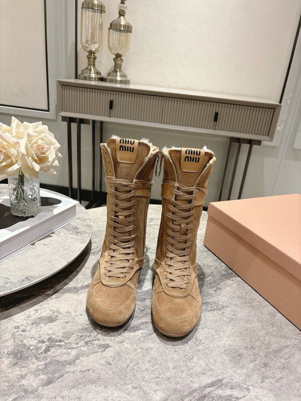 Boots winter on fur фото 5