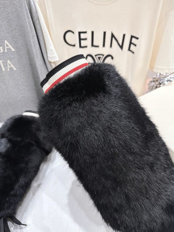 Boots winter from fur a rabbit фото 2