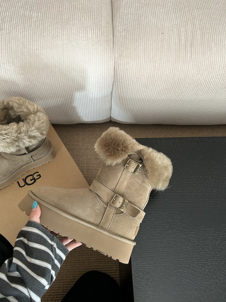 Чоботи зимові жіночі фото 6