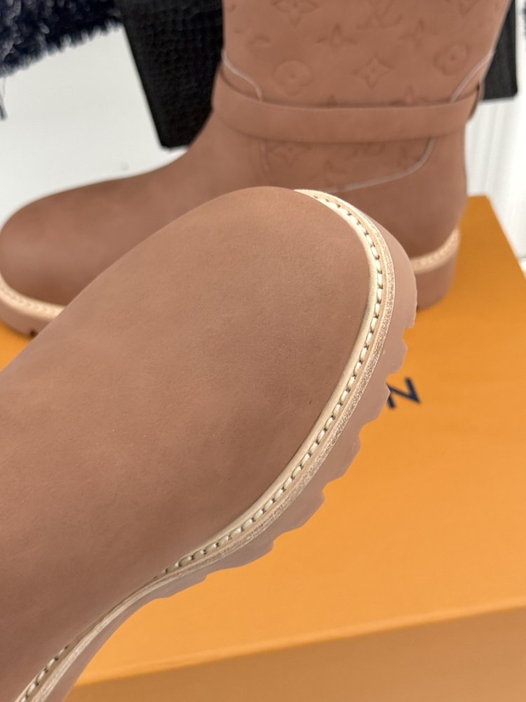 Сапоги зимние женские фото 7