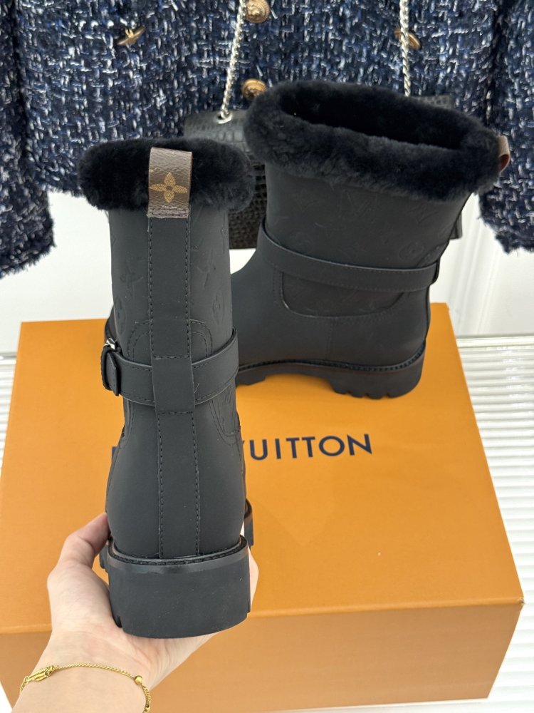 Сапоги зимние женские фото 8