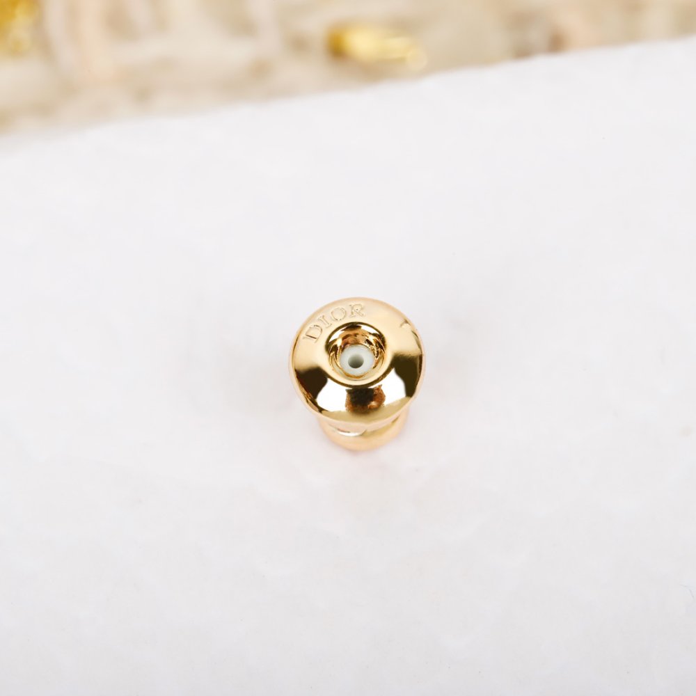 Серьги гвоздики фото 6