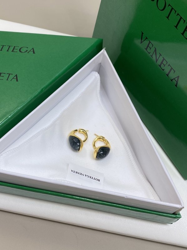 Серьги с натуральным камнем