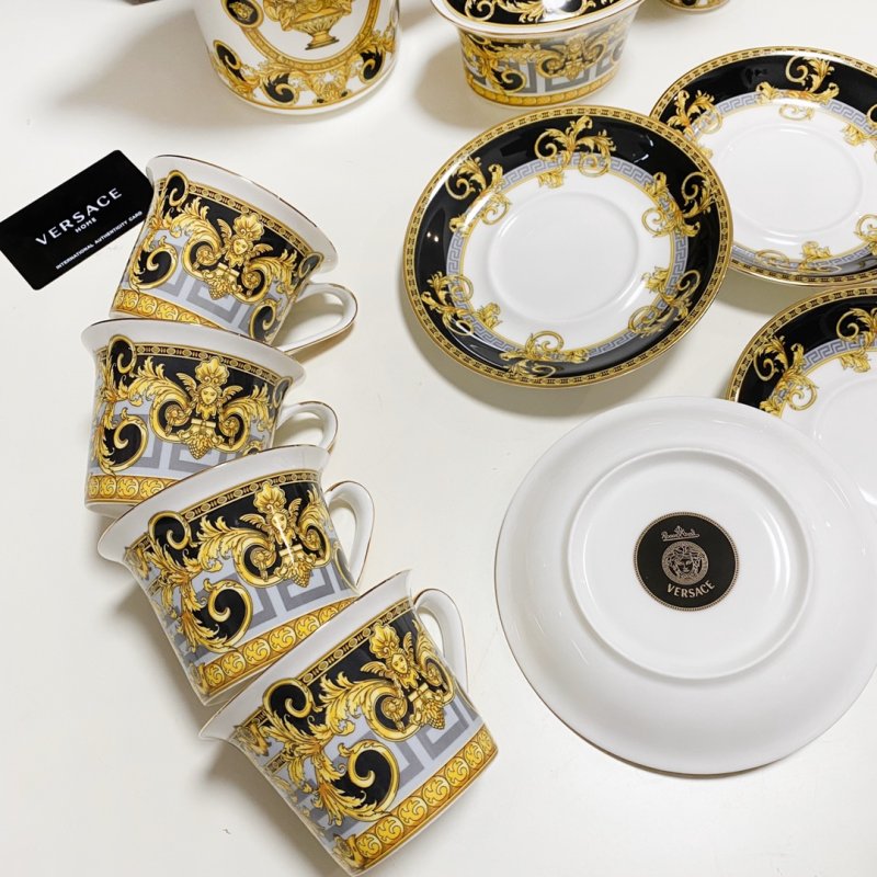 Сервиз из костяного фарфора на 4 персоны фото 3