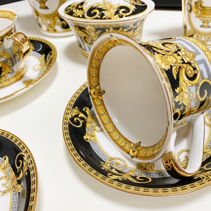 Сервиз из костяного фарфора на 4 персоны фото 6