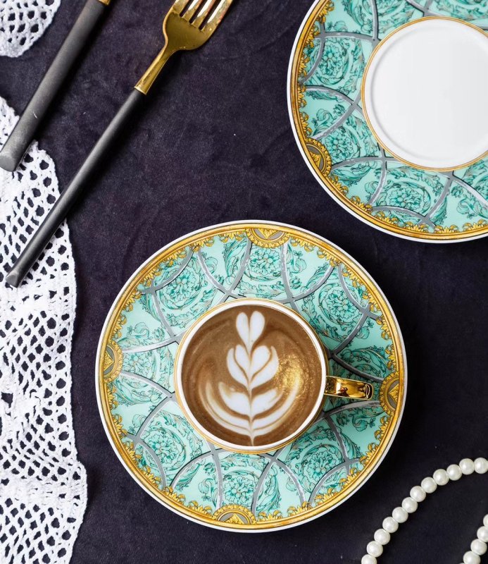 Сервиз из костяного фарфора на 4 персоны фото 7