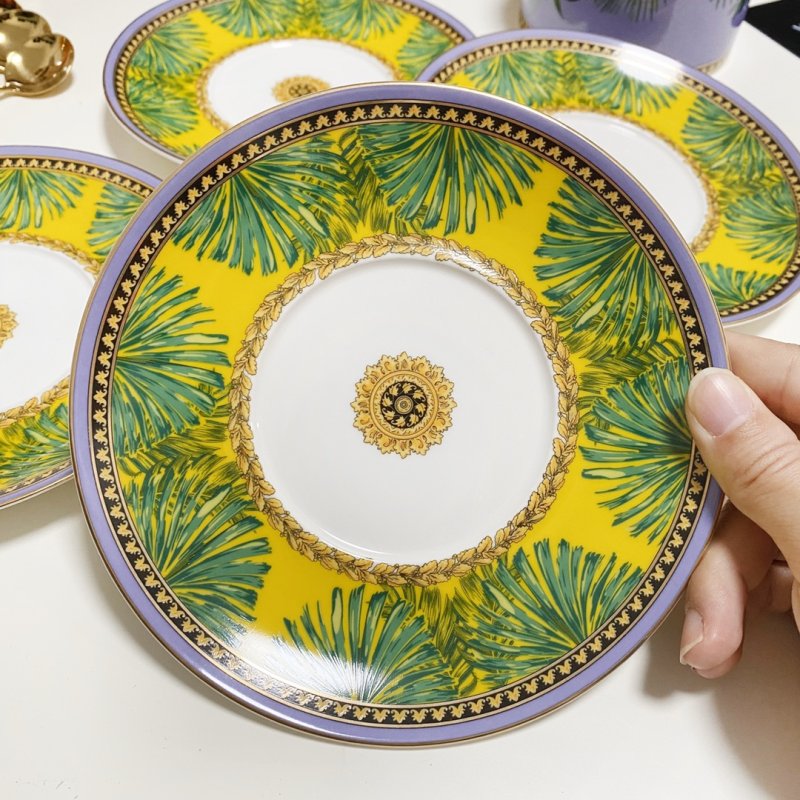 Сервиз из костяного фарфора на 4 персоны фото 8