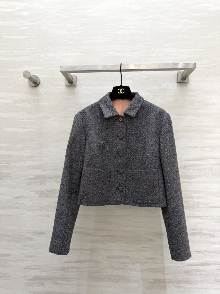 Серый короткий пиджак