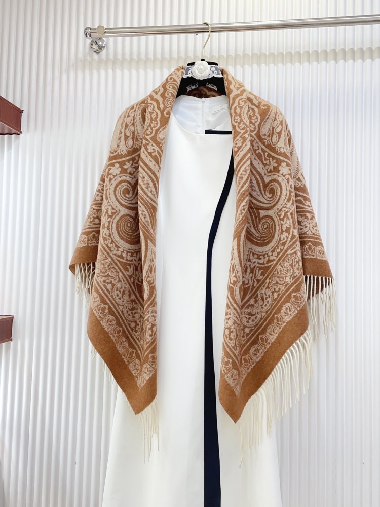 Шаль из кашемира 160 x 140 см