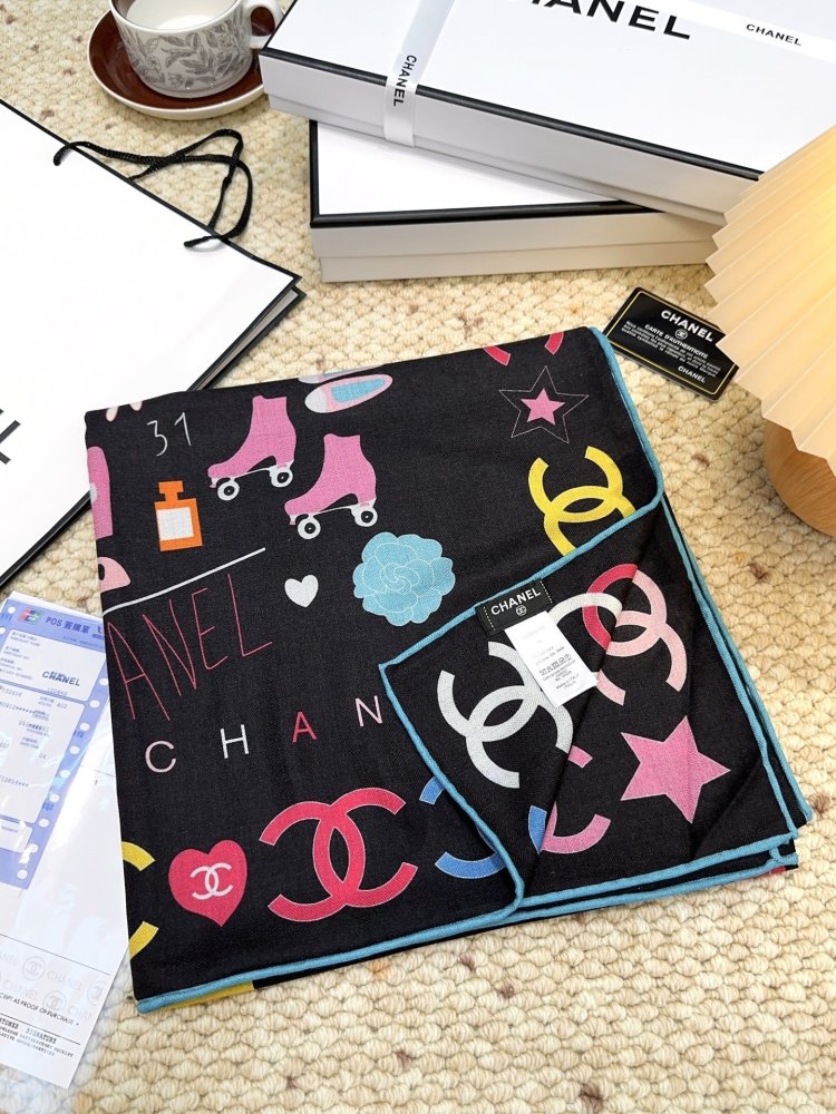 Shawl of cashmere and silks 140х140 cm