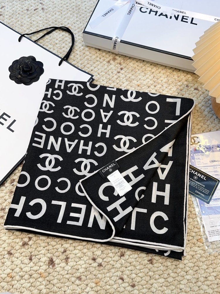 Шаль из кашемира и шелка 140х140 см фото 2