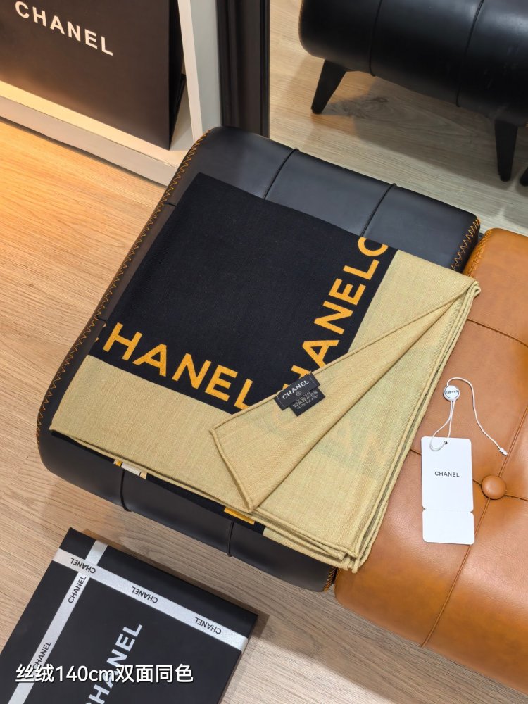 Shawl of cashmere and silks 140х140 cm фото 2