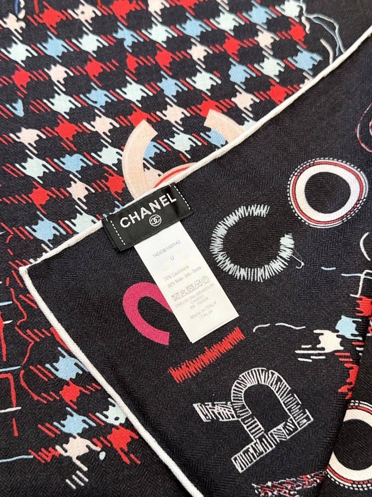 Shawl of cashmere and silks 140х140 cm фото 3