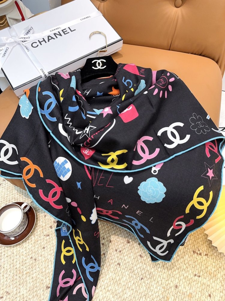 Shawl of cashmere and silks 140х140 cm фото 4