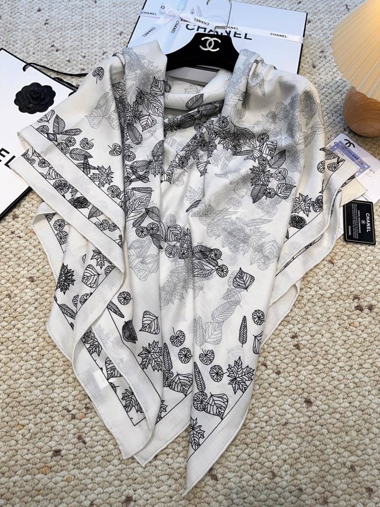 Shawl of cashmere and silks 140х140 cm фото 5