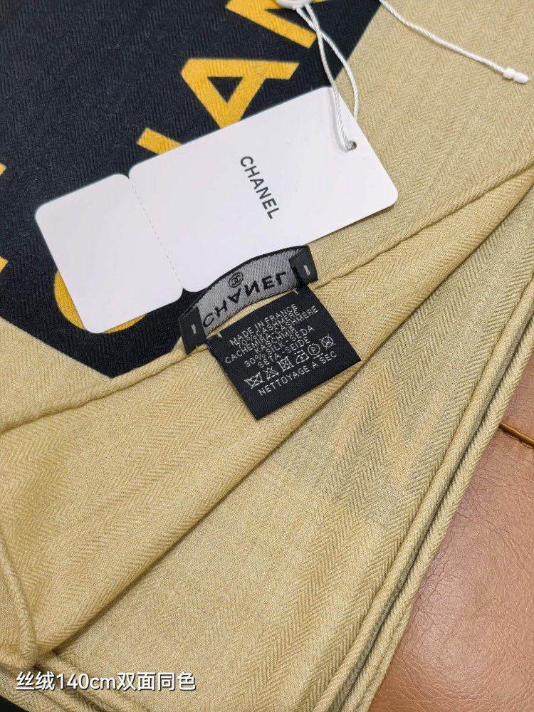 Shawl of cashmere and silks 140х140 cm фото 6