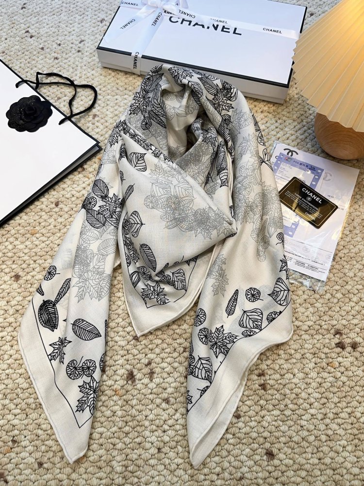 Shawl of cashmere and silks 140х140 cm фото 7