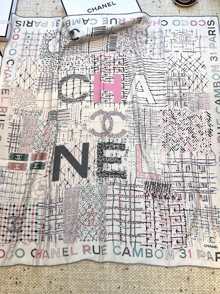 Shawl of cashmere and silks 140х140 cm фото 8