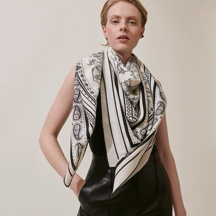 Шаль из шелка и кашемира