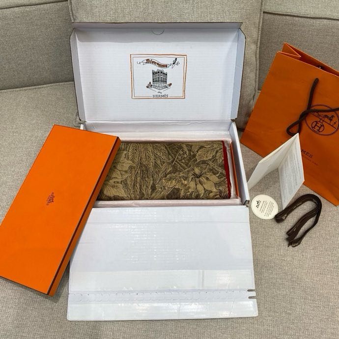 Шаль из шелка и кашемира фото 2