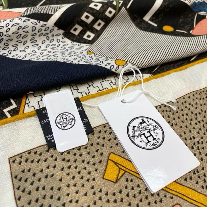 Shawl of silks and cashmere фото 2