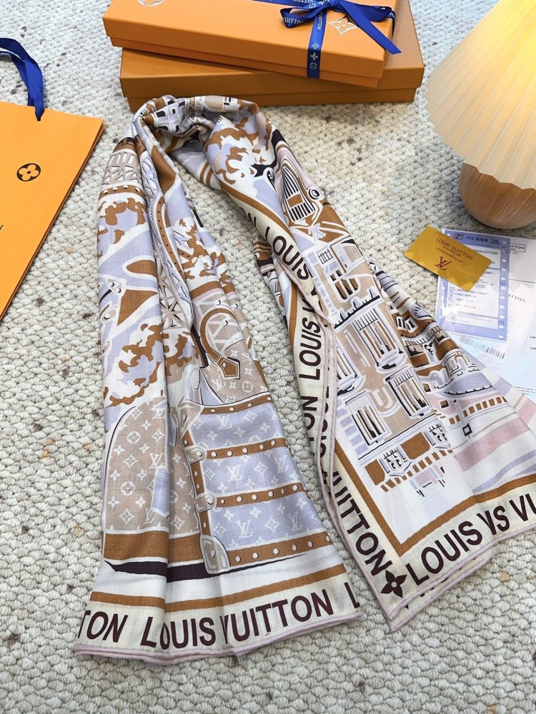 Shawl of silks and wool 135 x 135 cm фото 6