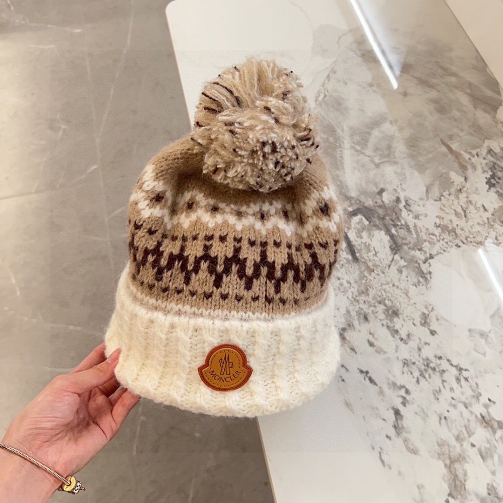 Шапка вязаная фото 6