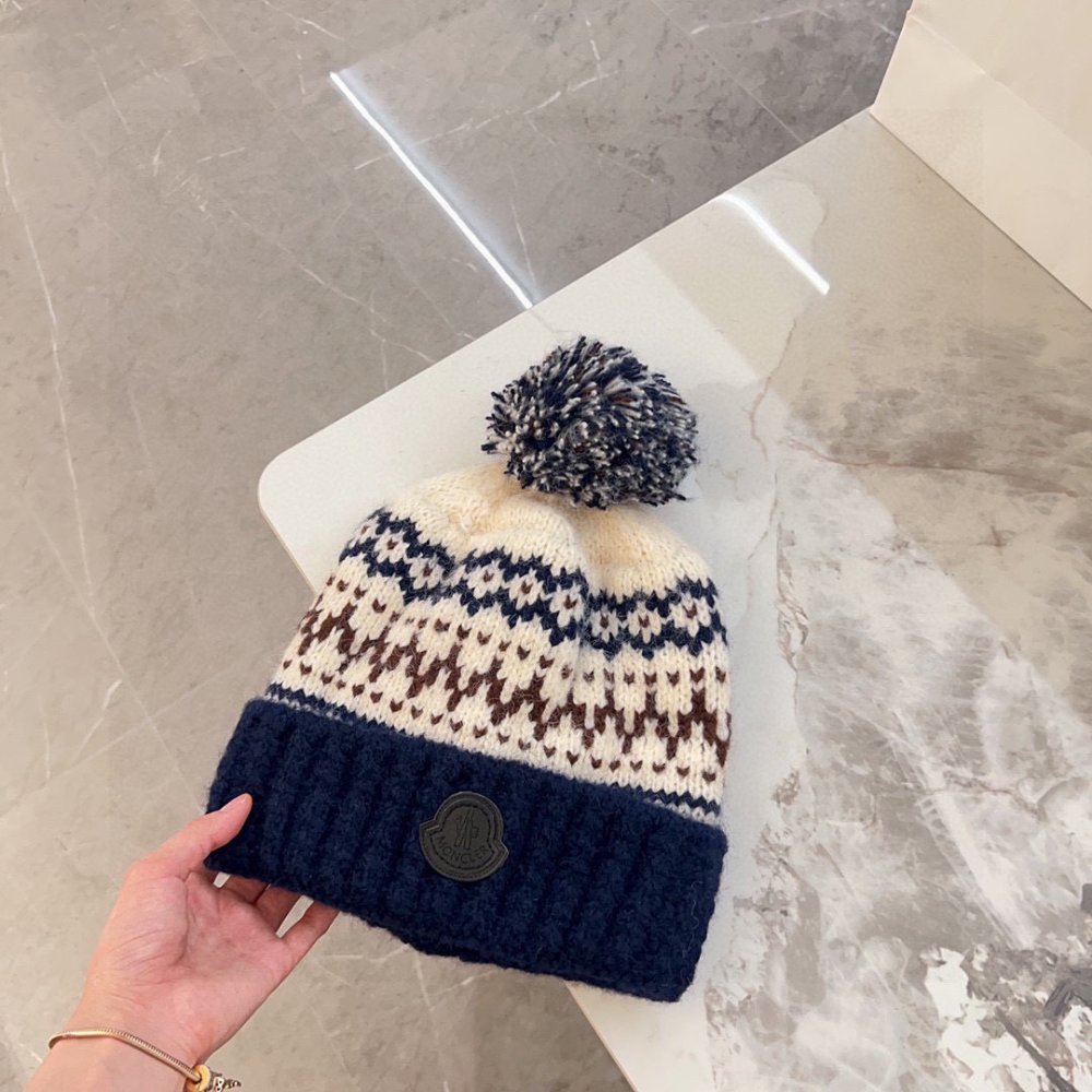 Шапка вязаная фото 7