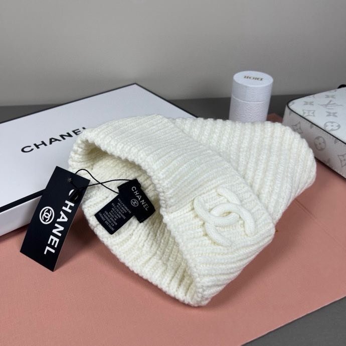 Шапка женская фото 2