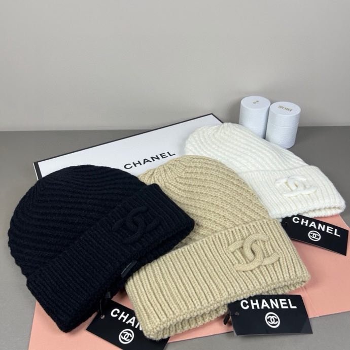 Шапка женская фото 4