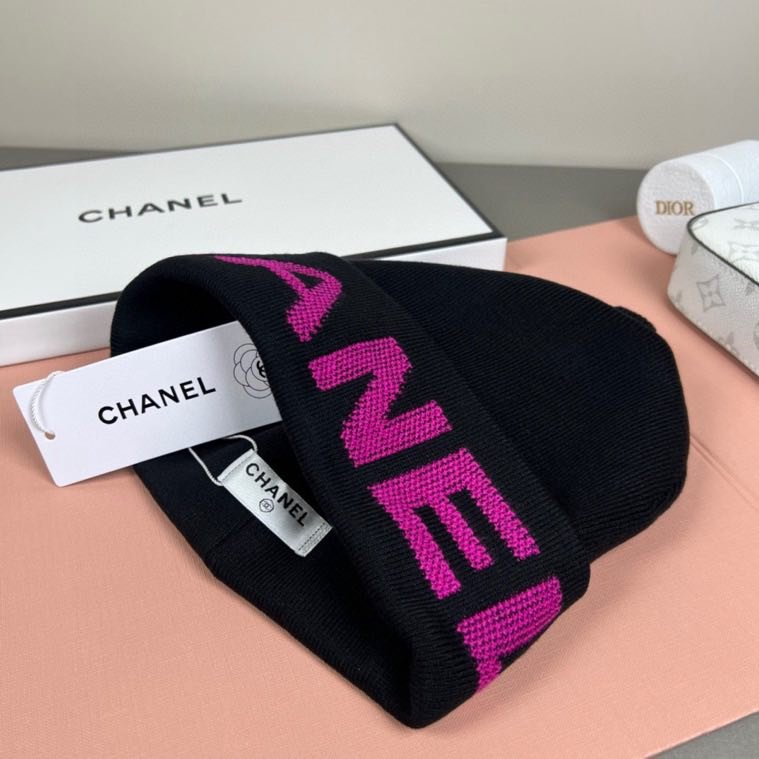 Шапка женская фото 5