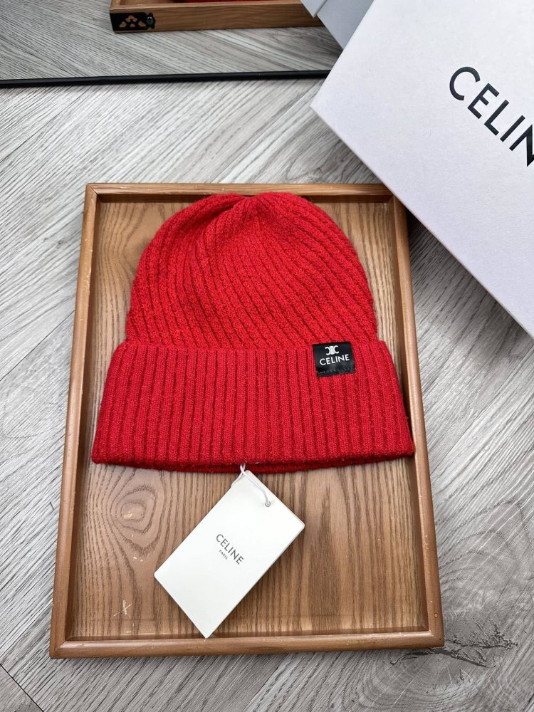 Шапка зимова