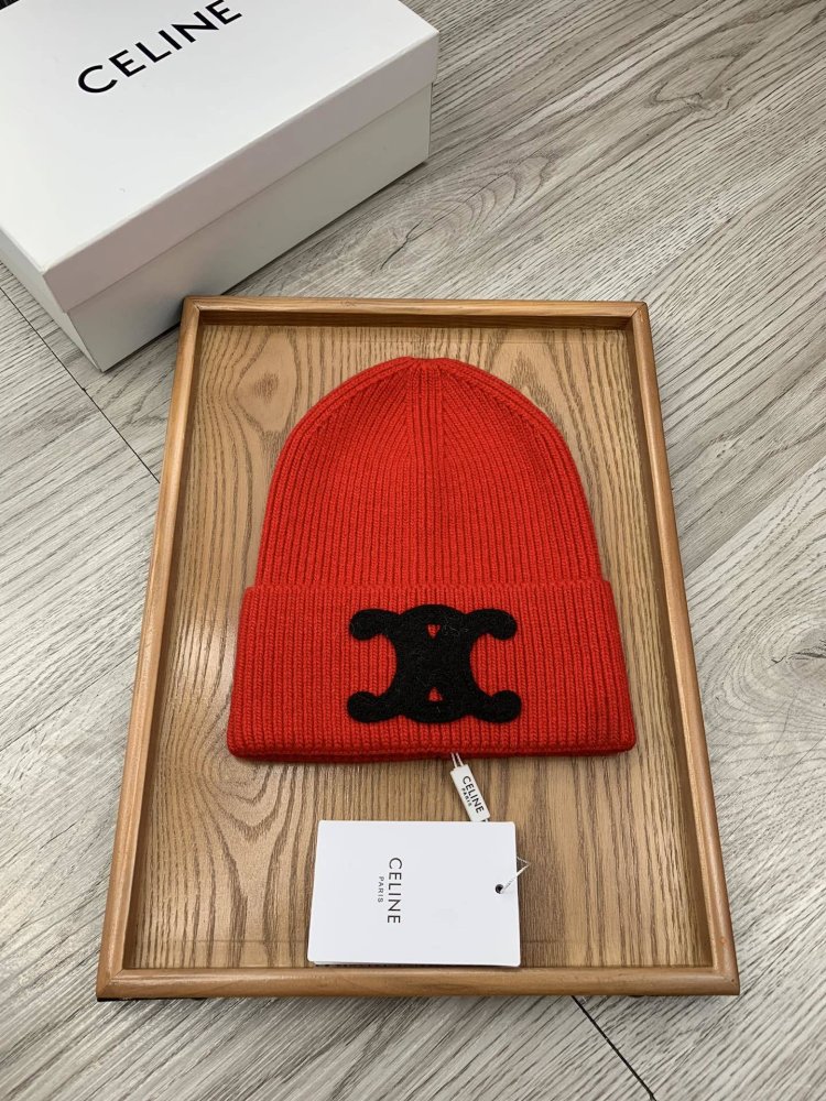 Шапка зимова