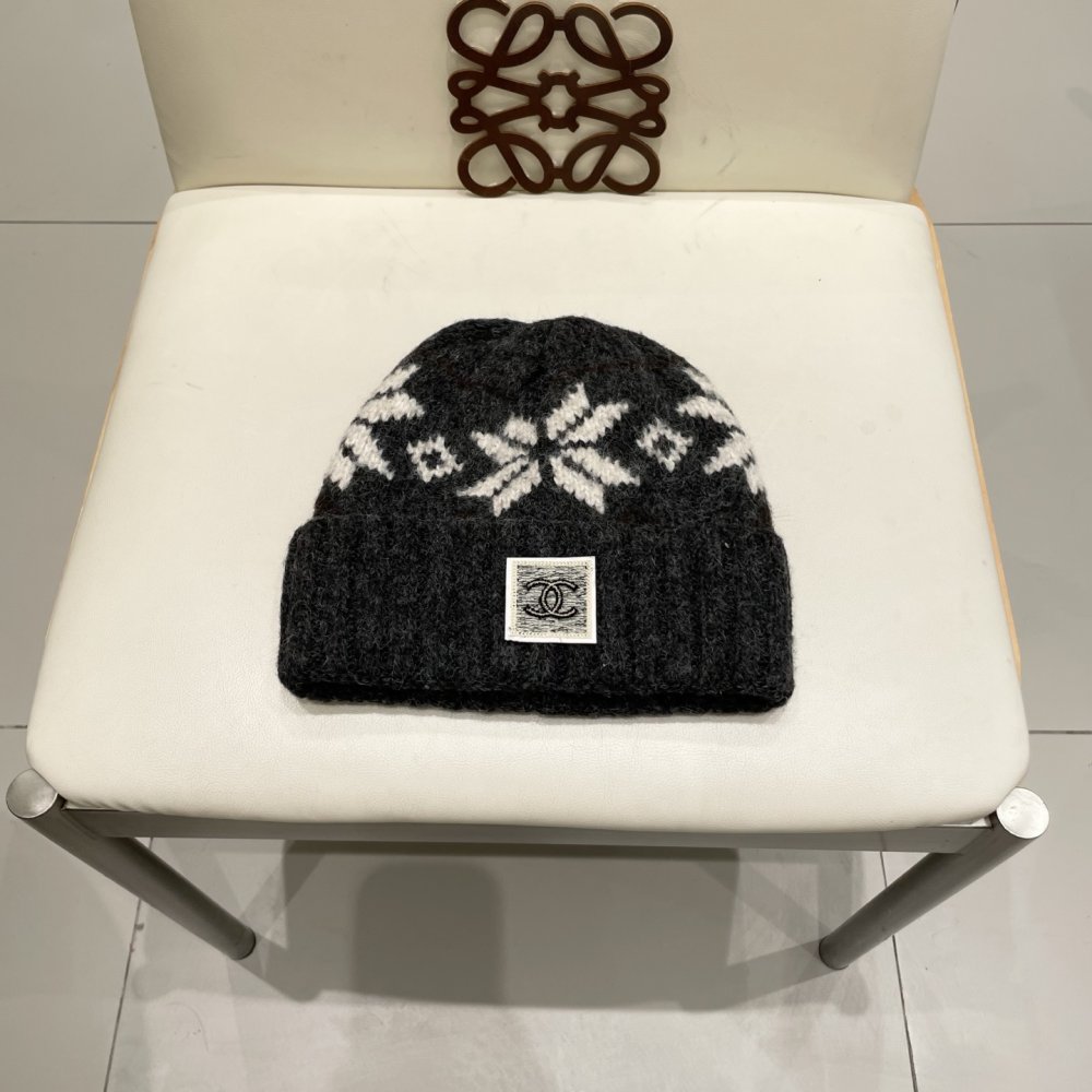 Шапка зимова